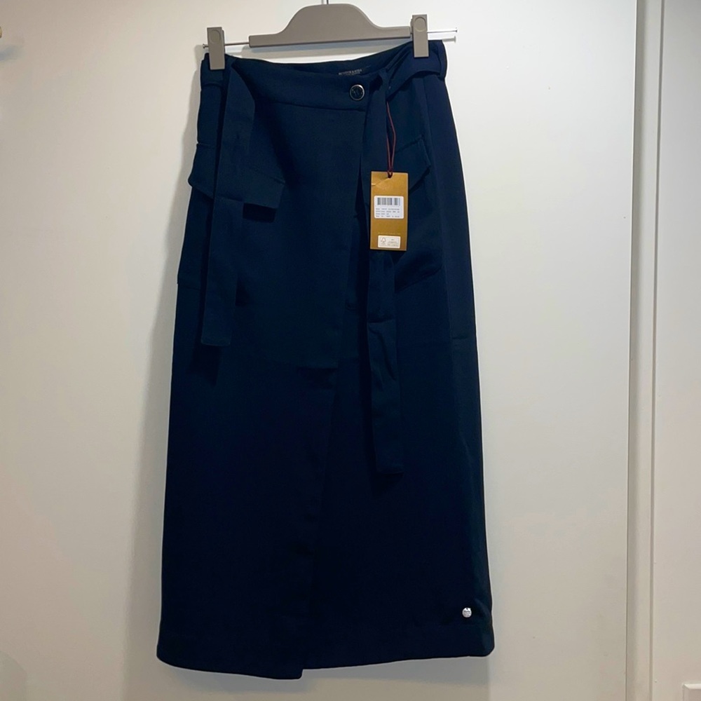 Scotch & Soda Navy Blue Skirt, NWT, High Waisted, Belted with front pockets - Picture 6 of 6